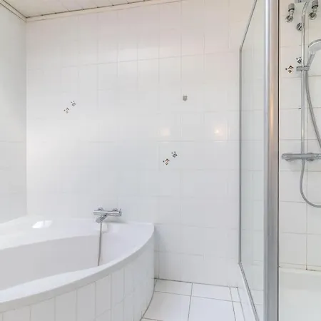 Grosses Haus Naehe Mainz
