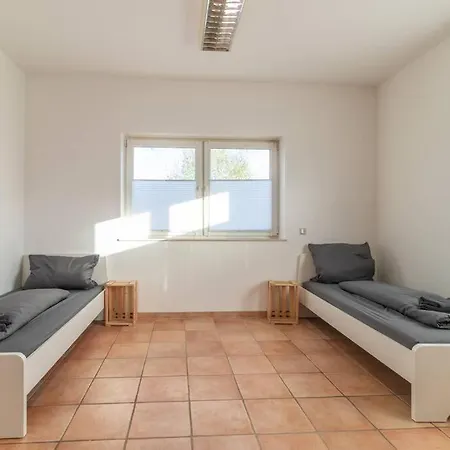 Apartament Grosses Haus Naehe Mainz