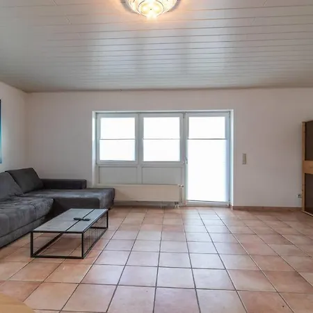 Apartament Grosses Haus Naehe Mainz